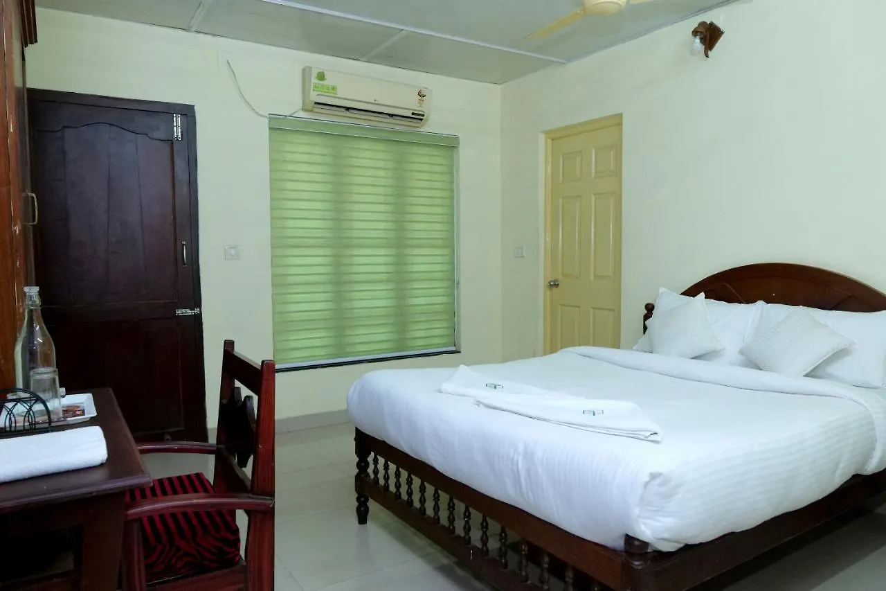 ***  Hotel Lumiere Alappuzha India