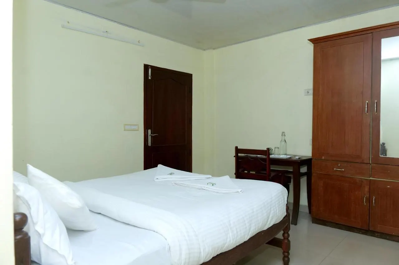 Hotel Lumiere Alappuzha