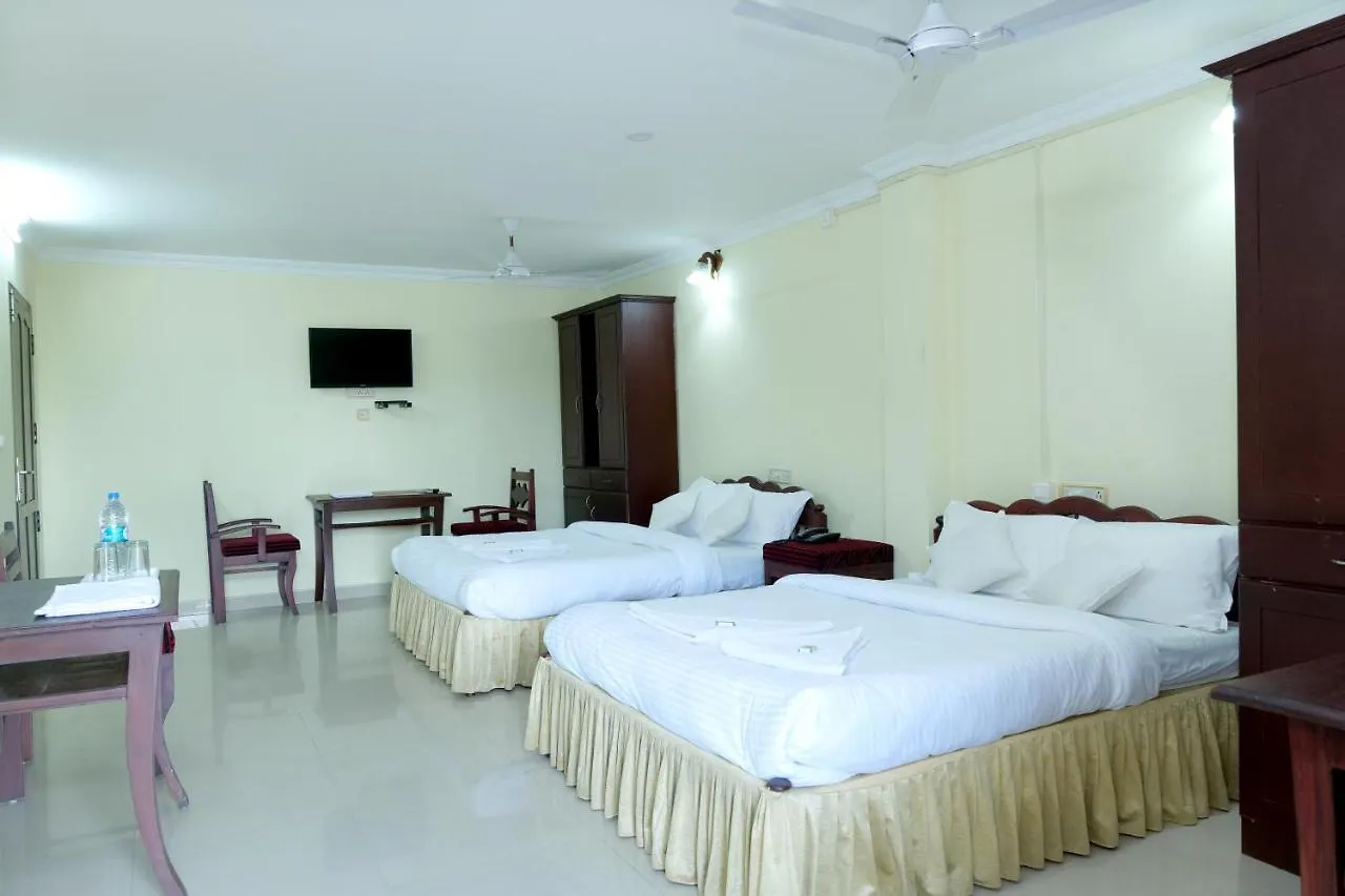Hotel Lumiere アーラップーザ県 3*,
