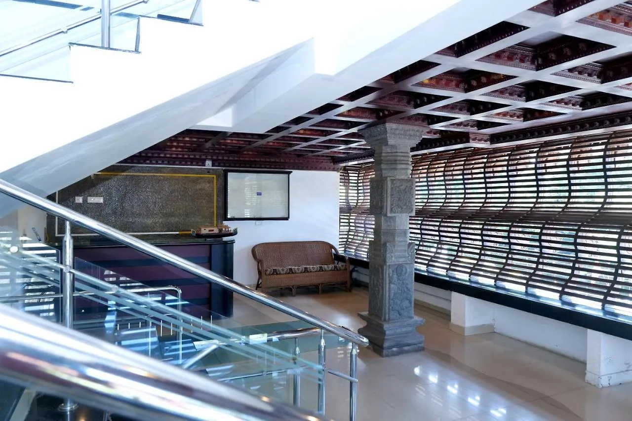Hotel Lumiere アーラップーザ県
